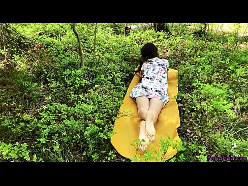 ❤️ 陌生人在Tinder上自慰我的阴部,并在树林里热情地做爱 ☑ Anal video ❌️