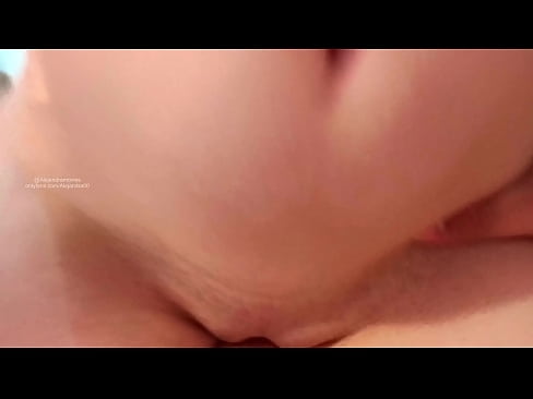 ❤️ 睡在姐姐的房间里,就这样被吵醒了 ☑ Anal video ❌️